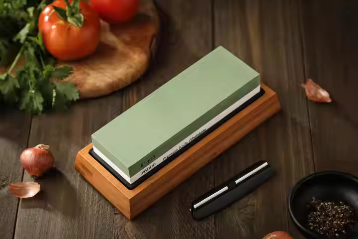 Aiguiseur à Pierre Vert | Atelier Takara