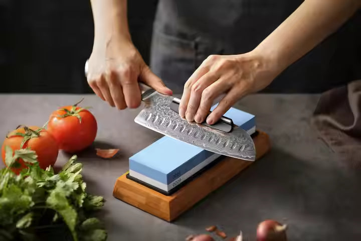Aiguiseur à Pierre Bleu | Atelier Takara