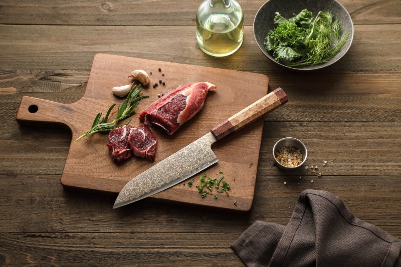Couteau Santoku Japonais N°V - Série Hikari