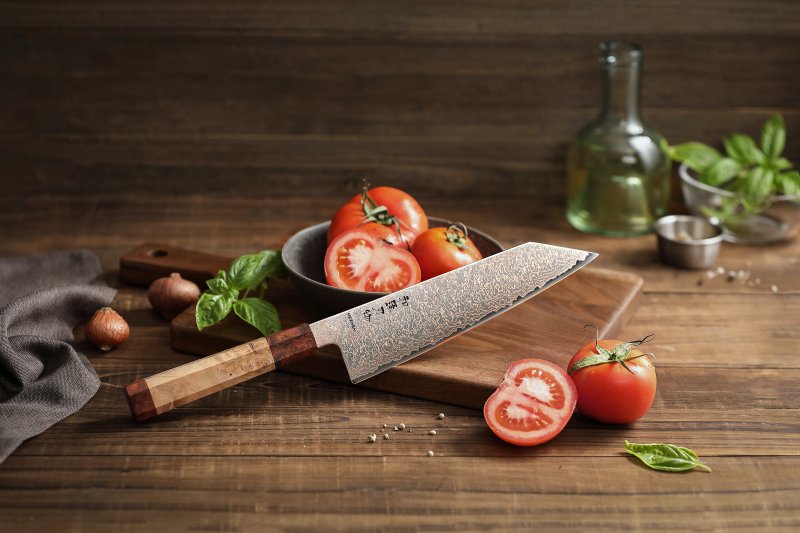 Couteau Santoku Japonais N°VIII - Série Hikari